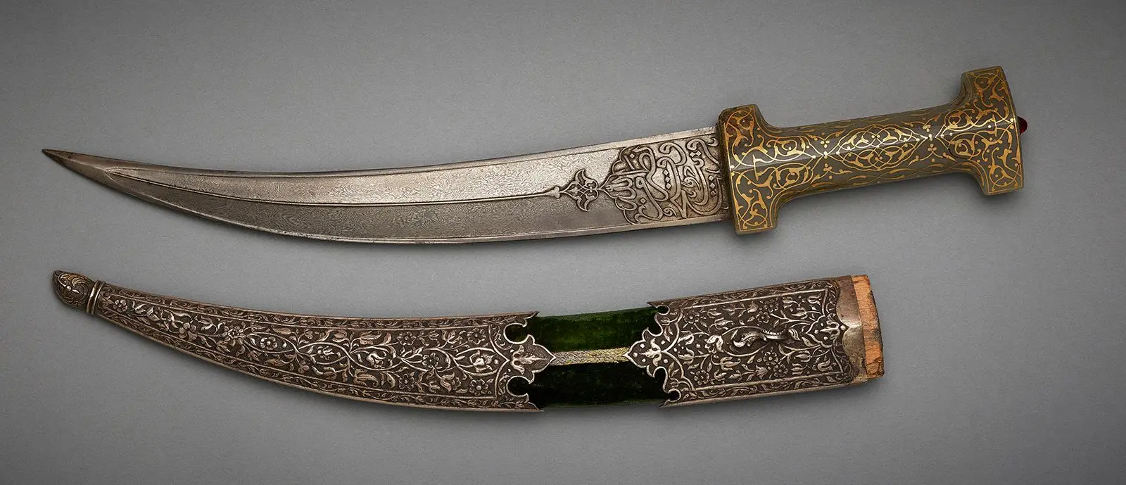 Dagger and sheath by Faizallah Shushtari Isfahani