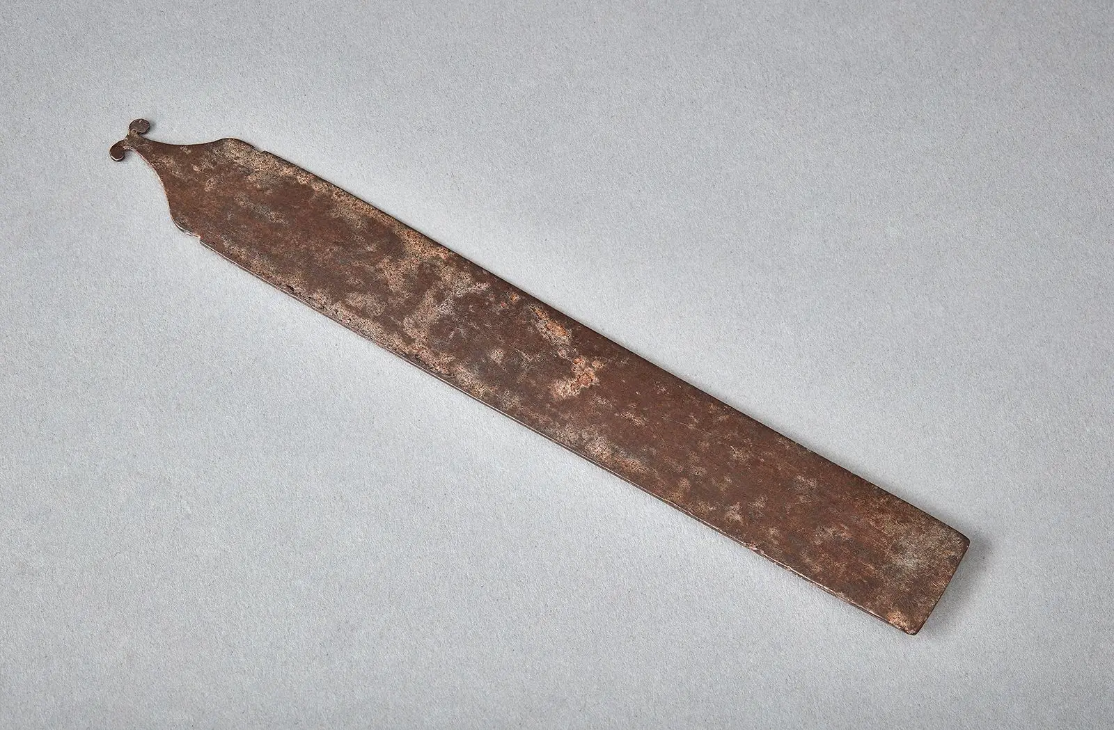 Pen rest by Unknown artist