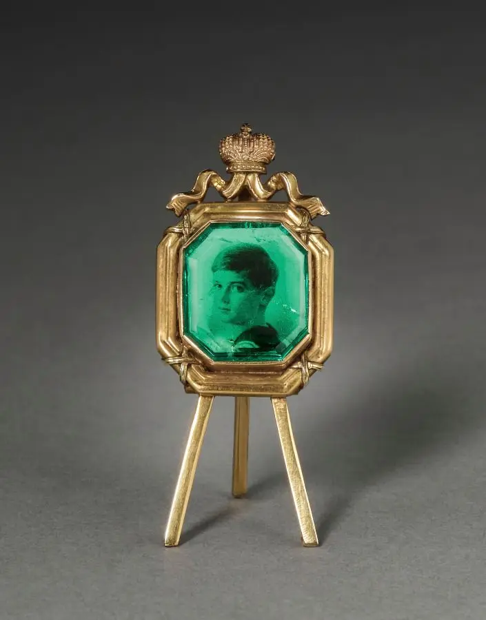 Gold Easel and Photograph by Unknown artist