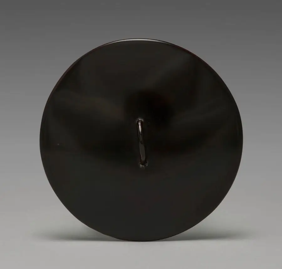 Lid for a Water Container with Peonies by Seifū Yohei III