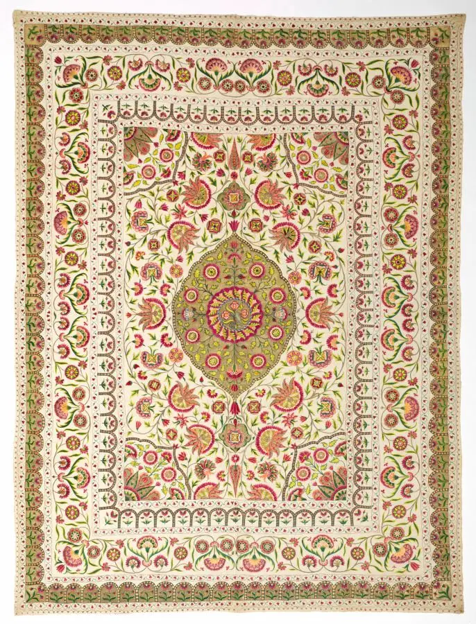 Spread with floral medallion pattern by Unknown artist