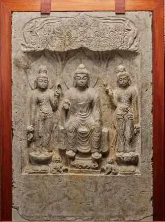 Maitreya with Two Attendants in a Niche by Unknown artist