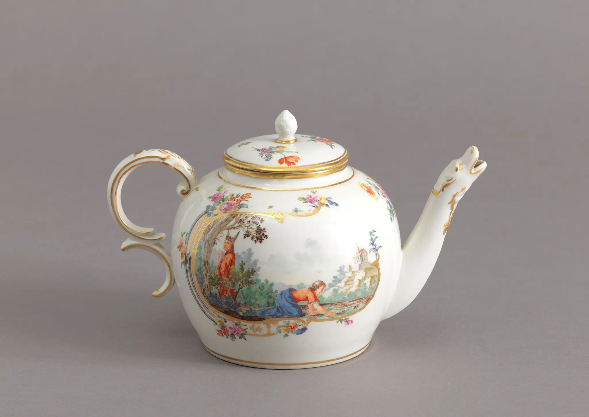 Teapot Teapot by Nymphenburg Porcelain Factory