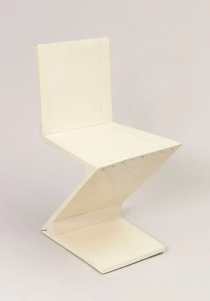 Zig-Zag Chair by Gerrit Rietveld