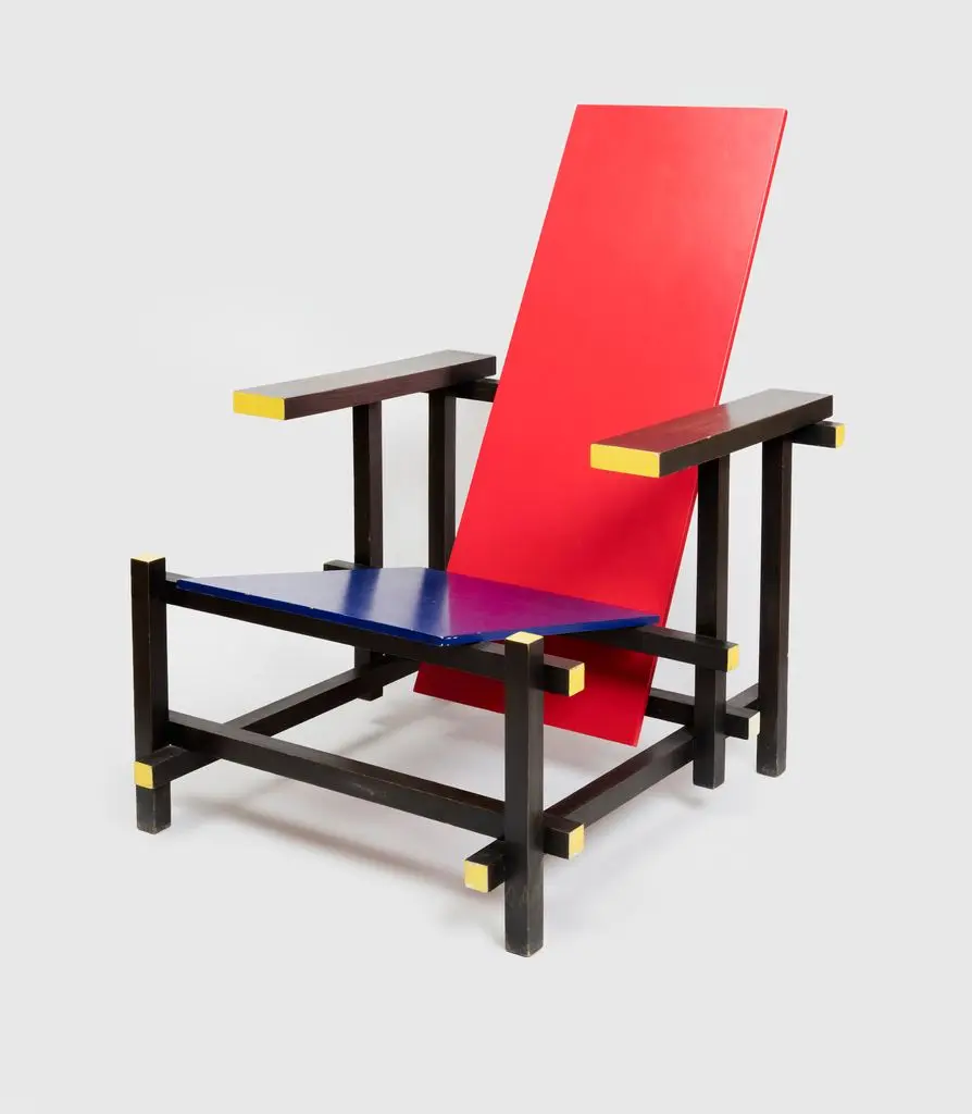Red Blue Chair by Gerrit Rietveld