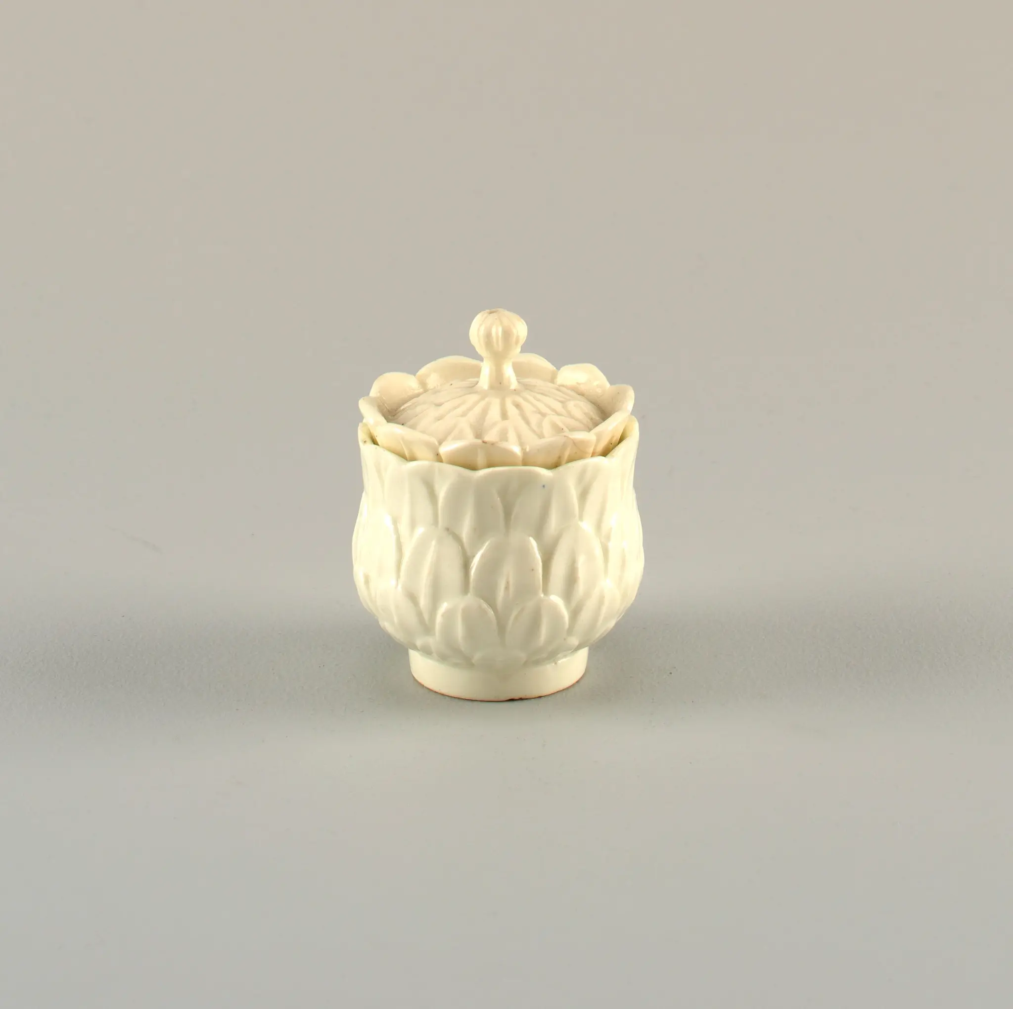 Jar (One of a Pair) Jar by Saint-Cloud Porcelain Manufactory