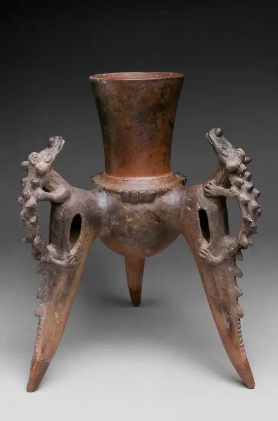 Tripod Jar with Modeled Crocodiles by Unknown artist