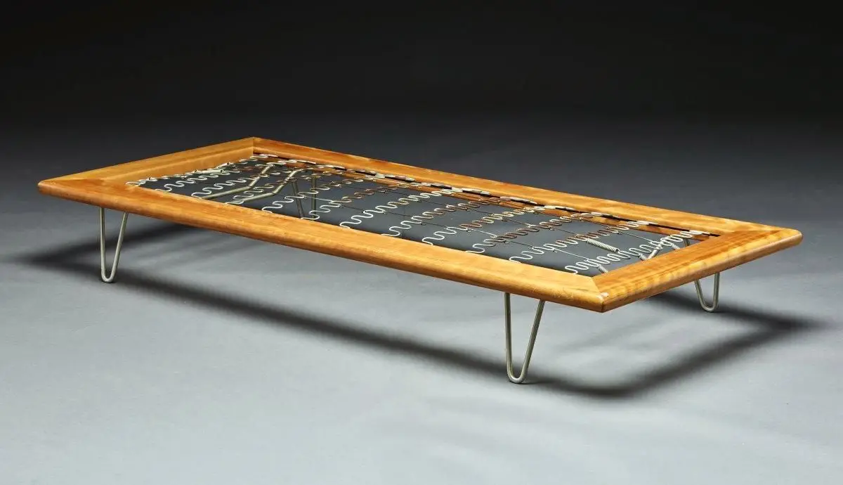 Day bed by George Nelson