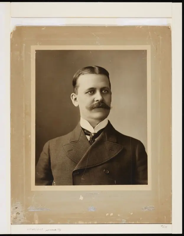 [Portrait of J. T. McCaddon?] / Elmer Chickering. by Chickering, Elmer