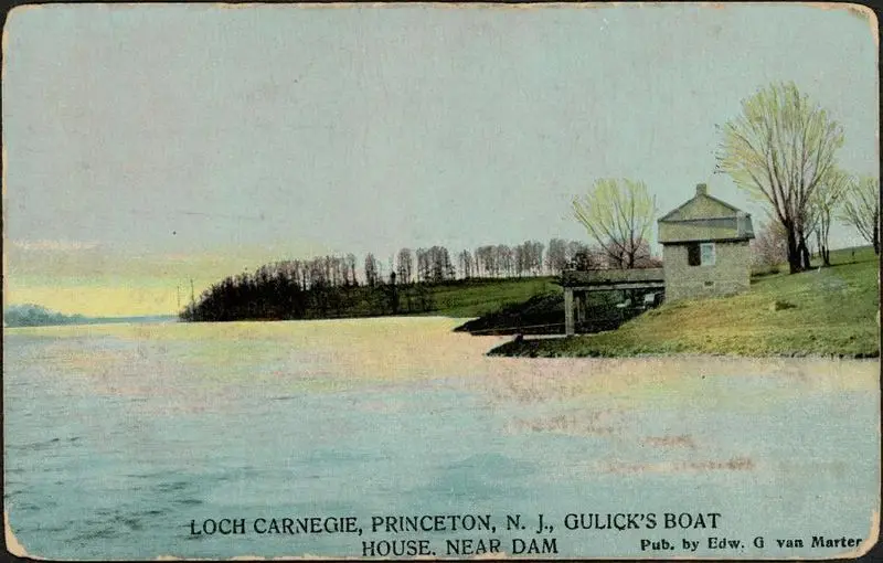 Loch Carnegie, Princeton, N.J., Gulick's Boat House, Near Dam by Unknown artist