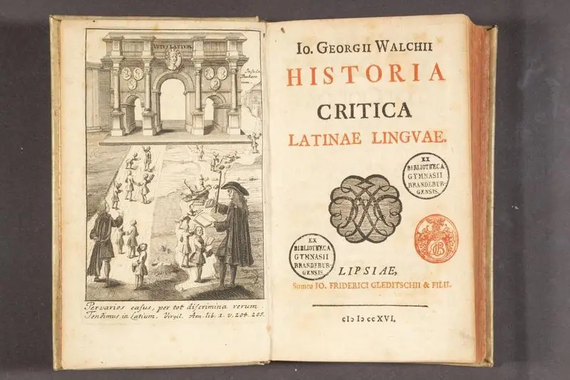 Historia Critica Latinae linguae. by Walch, Johann Georg, 1693-1775