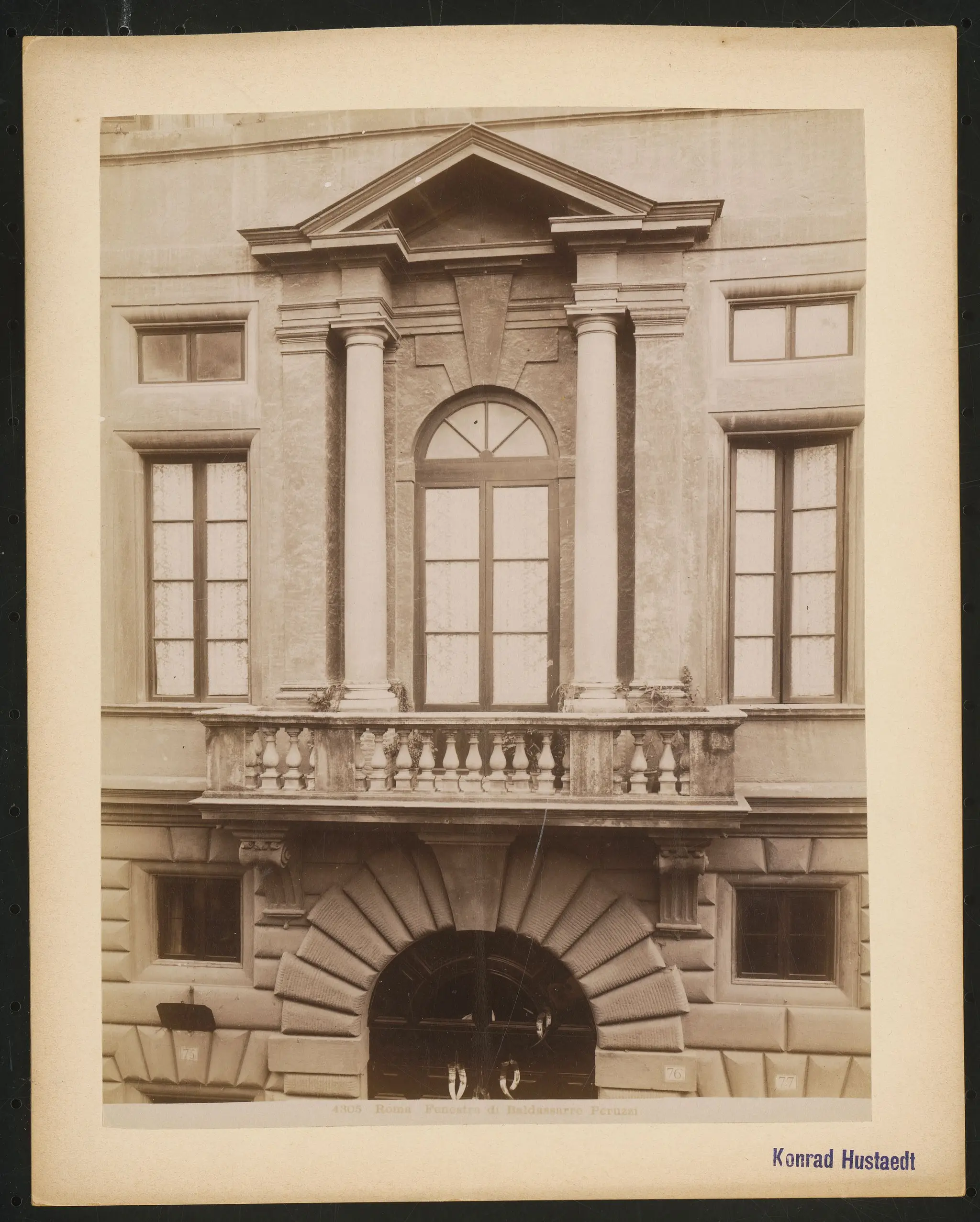 Palazzo Ossoli (?), Rom: Ansicht Fenster von Baldassare Peruzzi by Baldassare Peruzzi