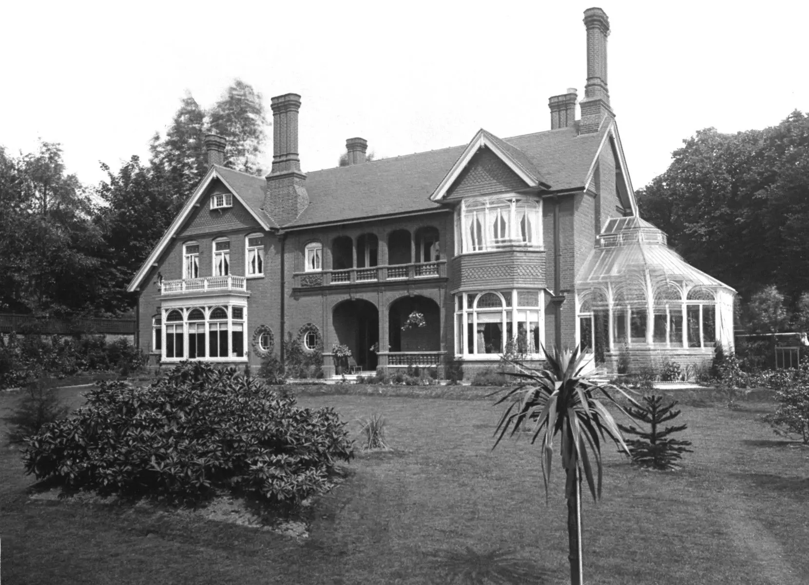 Daleham Gardens by Sherrin, George Campbell (Herstellung), 1843-1909 (Architekt)