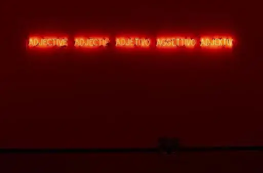 Five Adjectives - Instalación by Kosuth, Joseph (Lugar de nacimiento: Toledo (OH), 1945)