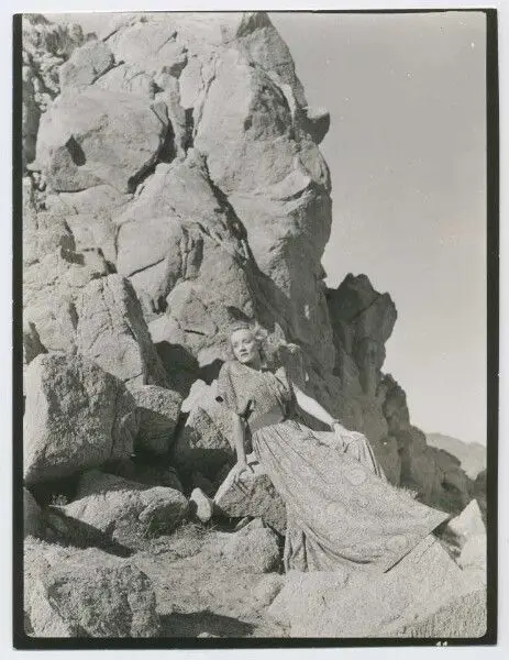 Marlene Dietrich (Los Angeles, 1930-1939) (Archivtitel) by Louise Dahl-Wolfe