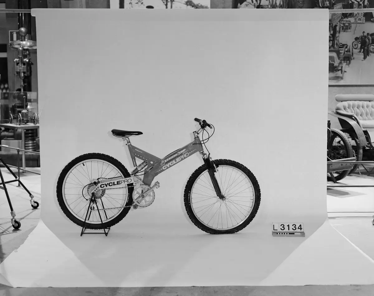 Mountain Bike by Cyclepro