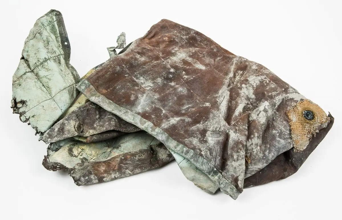 Väggklädsel by Unknown artist