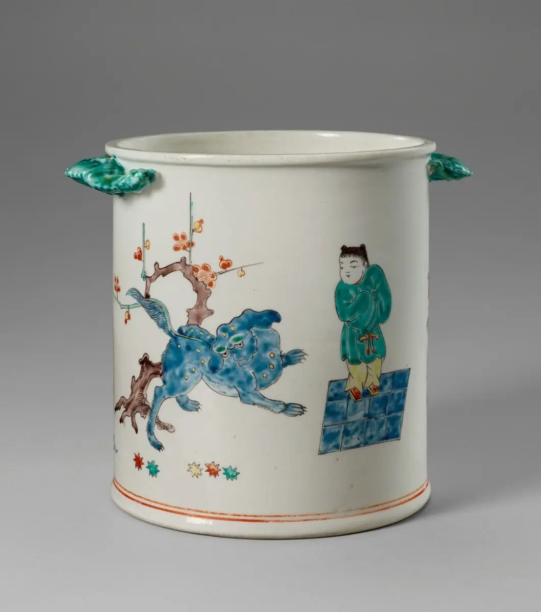 Bottle cooler (seau à demi-bouteille) by Chantilly Porcelain Manufactory