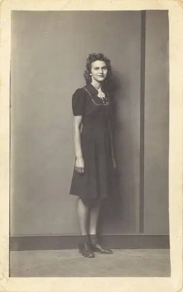 [Portrait of Lendria Rice Quitman] by Mike Disfarmer