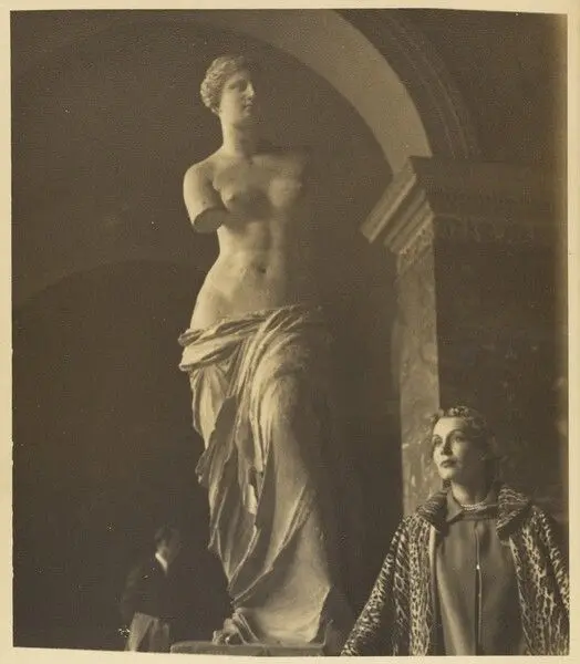 Modern and Classical Beauty, Paris by Louise Dahl-Wolfe