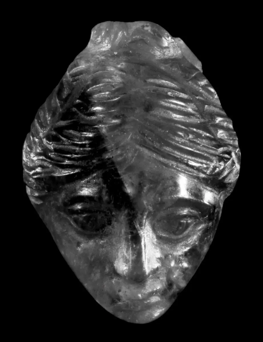 Cameo Gem by Unknown