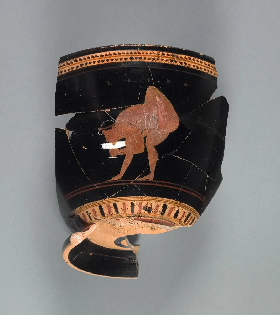 Fragmentary Attic Skyphos in Six's Technique by Theseus Painter