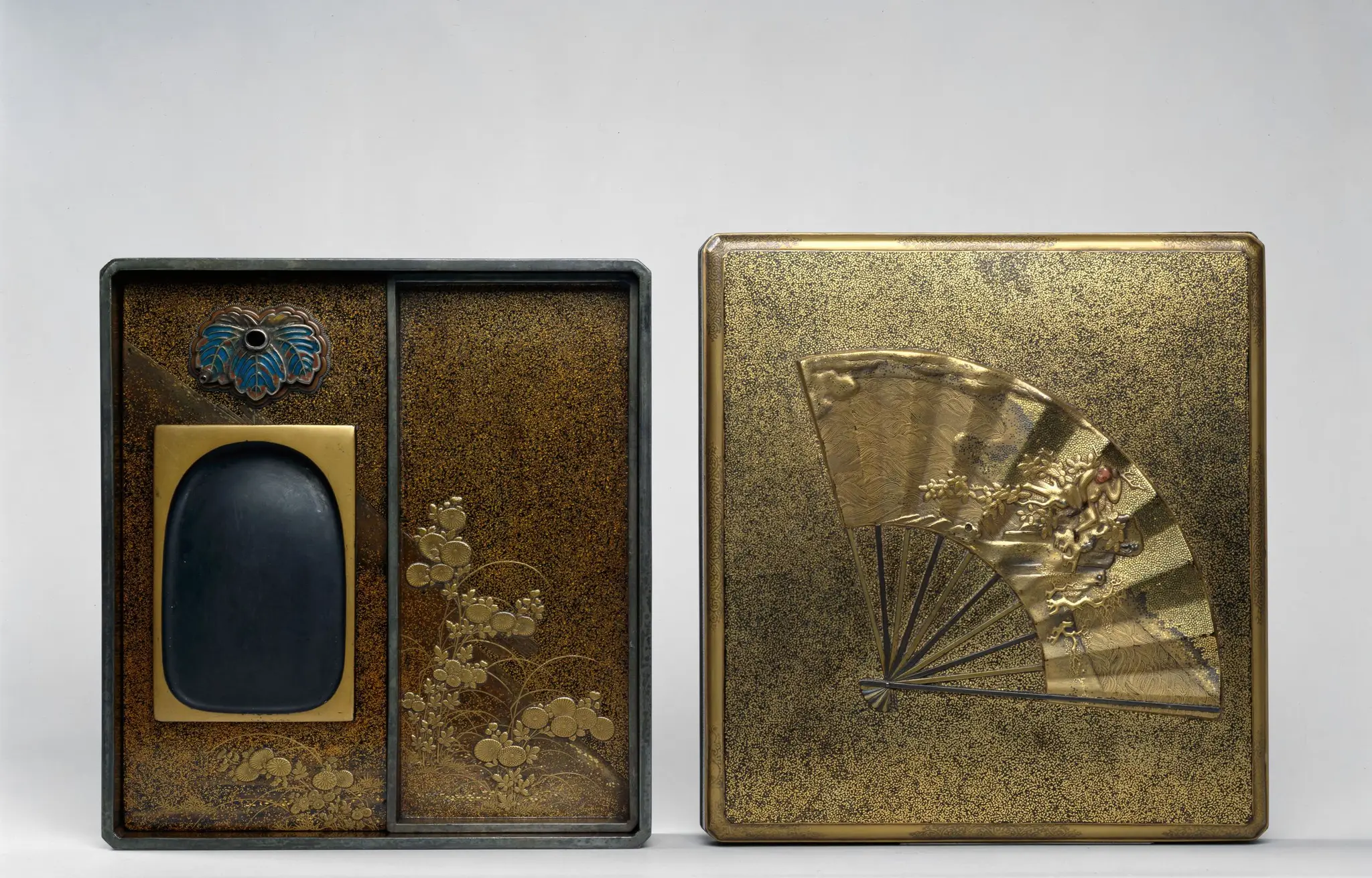 Inkstone Box (Suzuribako) with Monkey-and-Persimmon Fan Design by Unknown artist