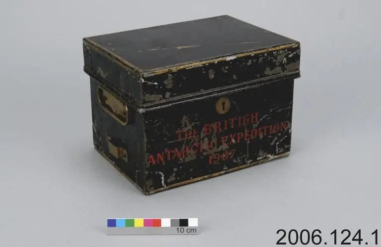 Box by Burroughs Wellcome & Co. by Burroughs Wellcome & Co.