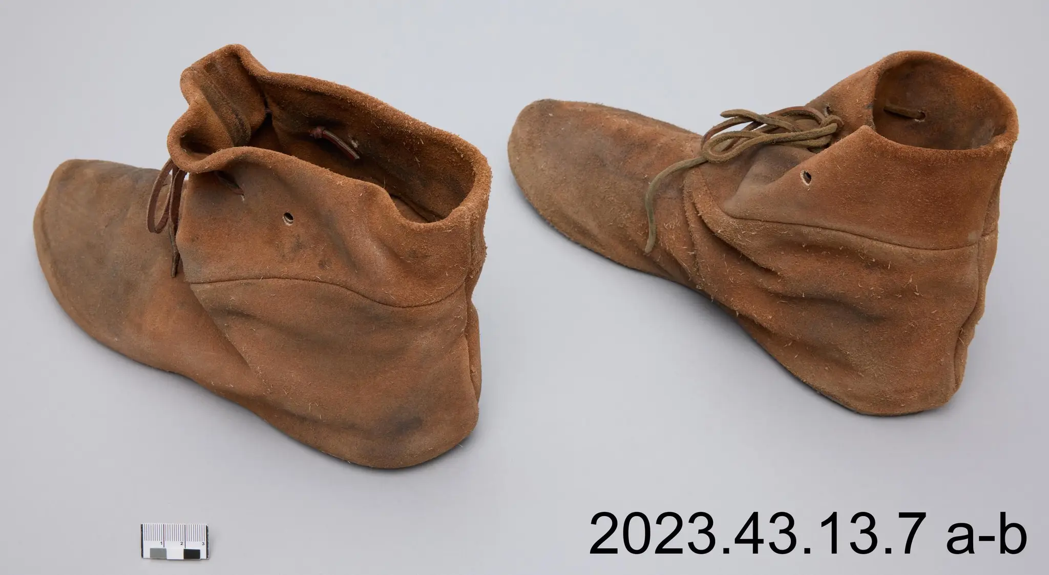 ankle boot by Vachon, Mireille