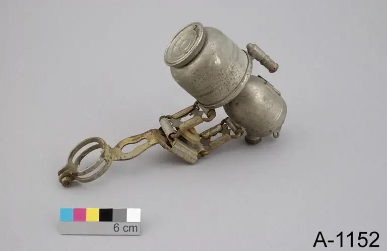 bicycle lamp by Unknown artist