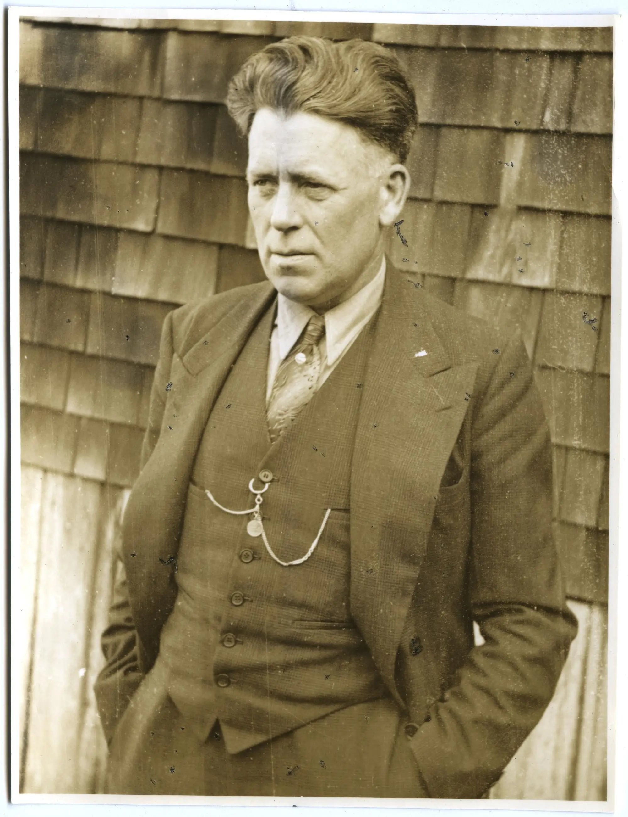 Thodur Einarsson, portrait, photograph by Cowell, Sidney Robertson, 1903-1995, collector. by Cowell, Sidney Robertson, 1903-1995, collector.