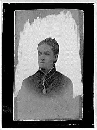 Portrait photographs. Copy photograph of woman by Horydczak, Theodor, approximately 1890-1971, photographer. by Horydczak, Theodor, approximately 1890-1971, photographer.