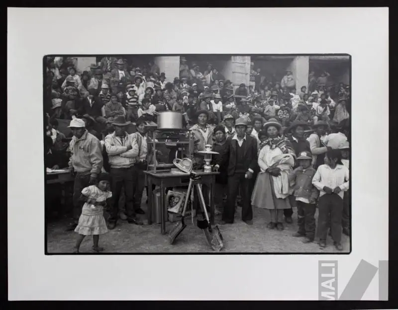 Para el Club de madres by Sebastián Turpo