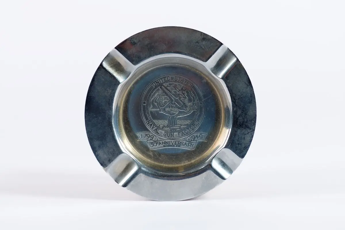 Askfat by Unknown artist