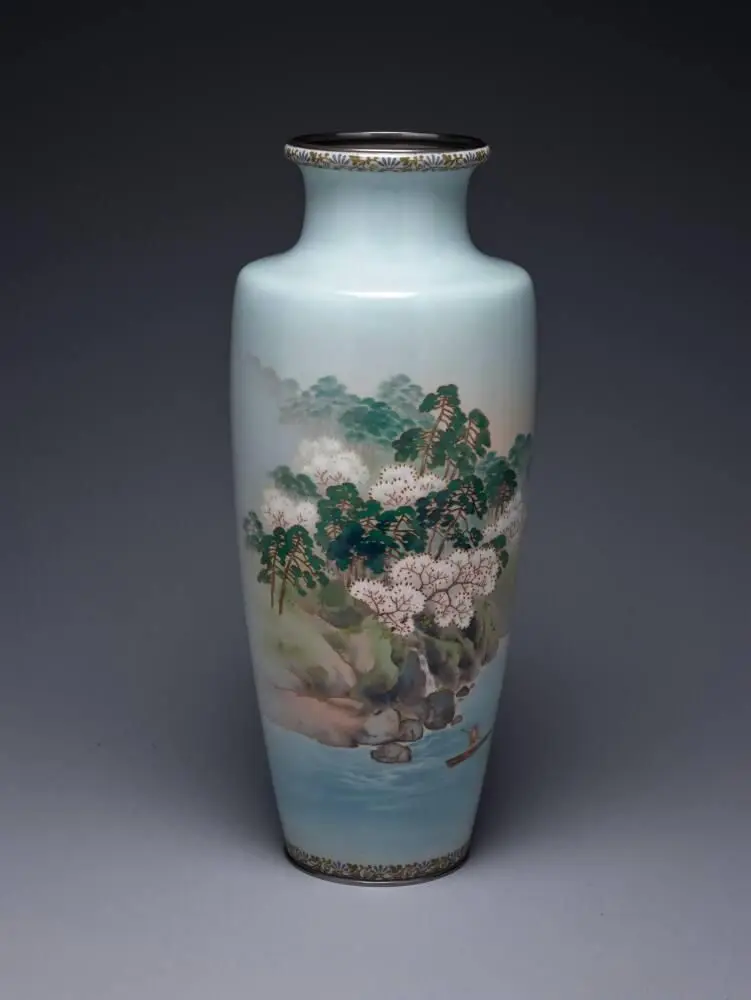 [Vase with landscape of pines, cherry blossoms, and boater] by Namikawa Yasuyuki