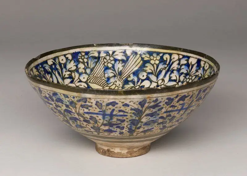 Bowl with phoenix motifs by Persia (Iran)