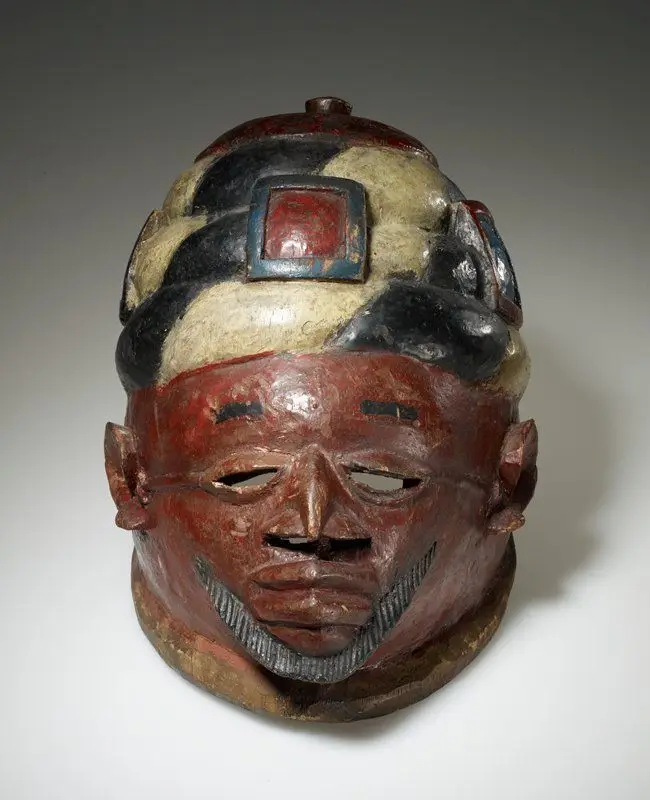Gelede mask by Yoruba artist