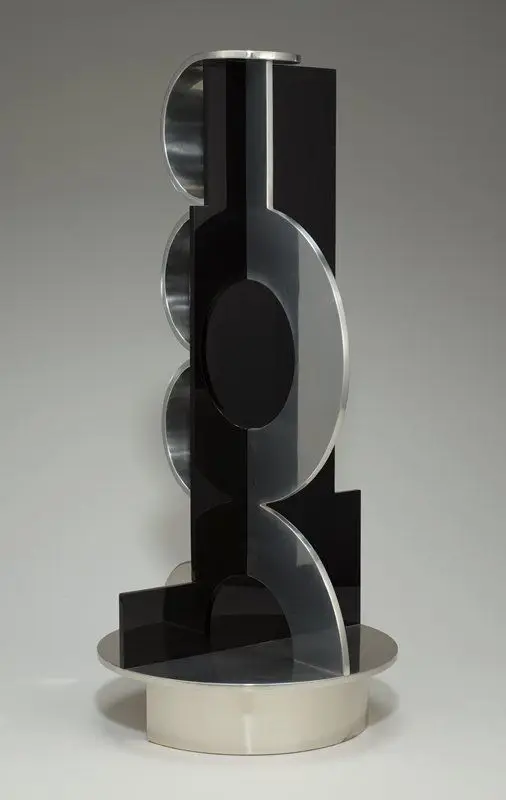 Modern Sculpture with Intersecting Arcs by Roy Lichtenstein