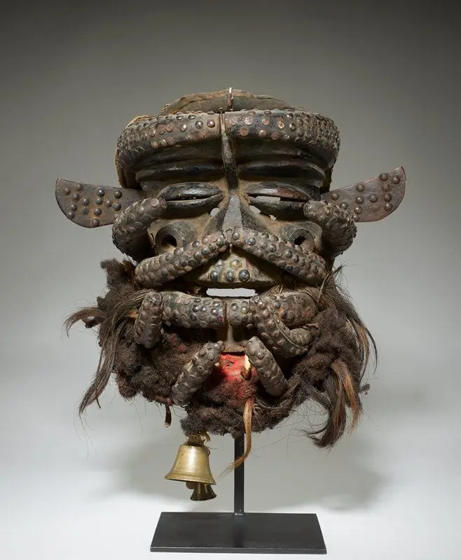 Mask by Wee (Wè) artist