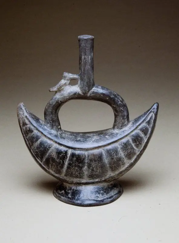 Vessel by Chimú artist