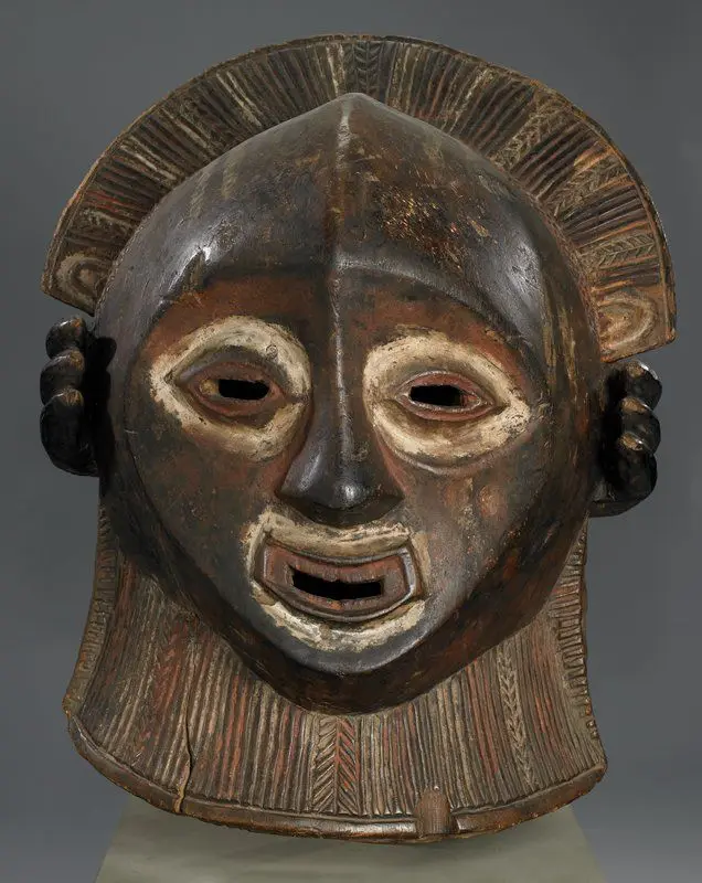 Helmet mask by Luba artist