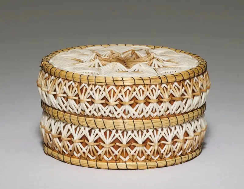 Box with star motif on cover by Anishinaabe artist