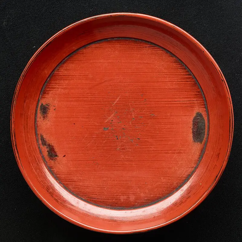 Individual serving plate in Negoro lacquer by Japan