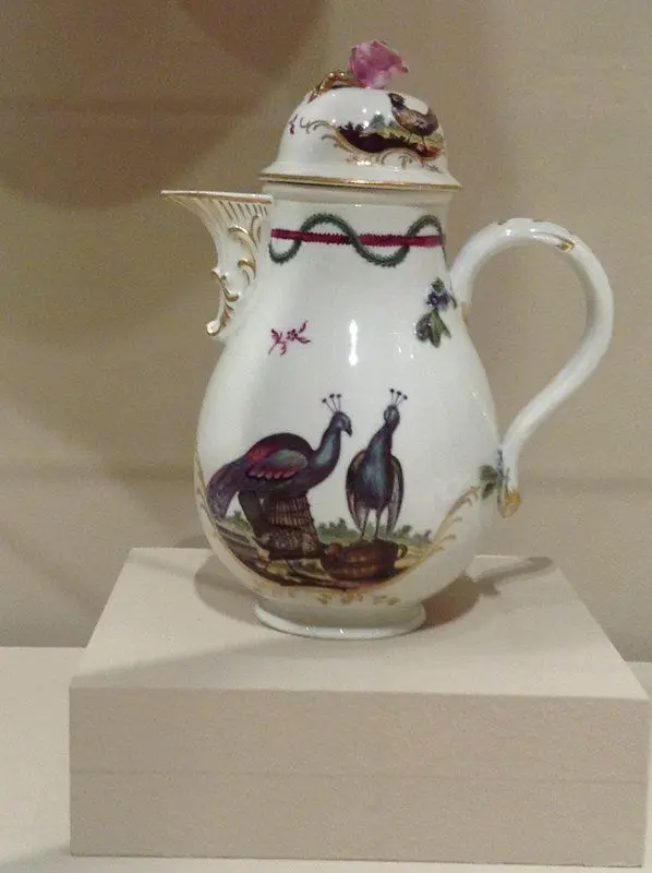 Coffee Pot with lid from Solitaire Set by Höchst Porcelain Factory