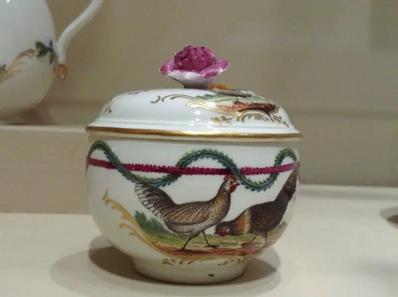 Sugar Bowl with lid from Solitaire Set by Höchst Porcelain Factory