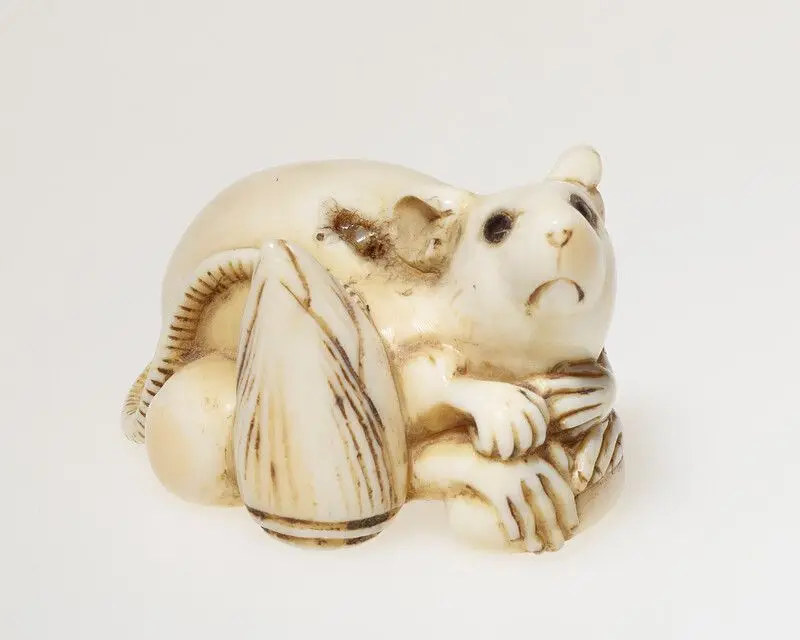 Netsuke [Mouse] by Japan