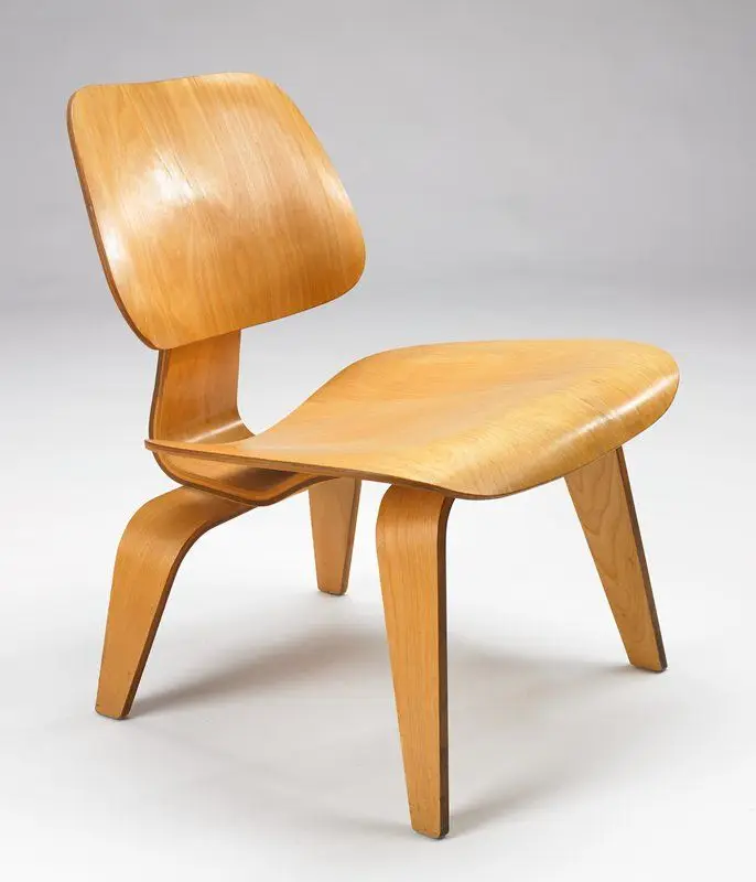 LCW chair (Lounge Chair Wood) by Designer: Charles Eames