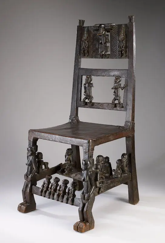 Citwamo Ca Mangu (Throne) by Moxico School