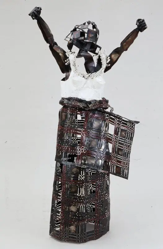 Cheering Woman by Sculptor: Sokari Douglas Camp