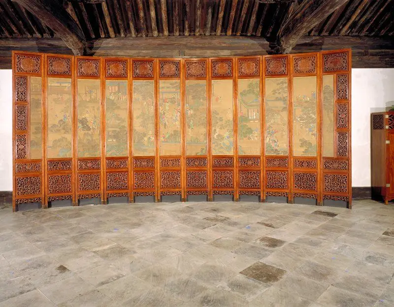 Folding screen by China